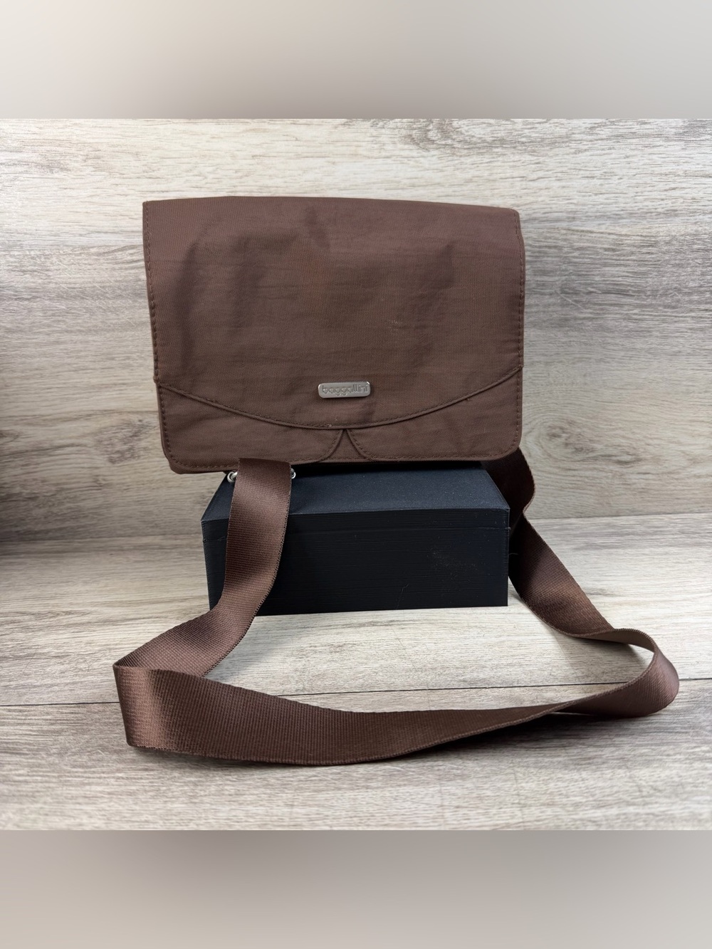 Baggallini Venture Nylon Travel Crossbody Bag Brown Purse